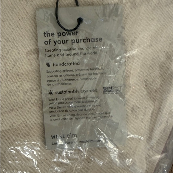 NWT West Elm Barcela Reverse Applique Pillow Cover 20 x 20 Blush and Cream - Picture 6 of 7